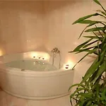Apartman The Big Chill - Three Bedroom With Terrace, Balcony And Jacuzzi *