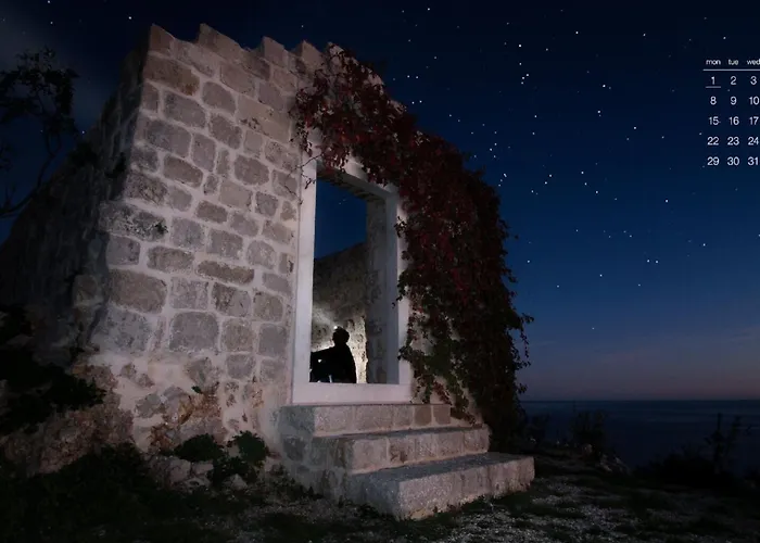 The Big Chill - Three Bedroom With Terrace, Balcony And Jacuzzi *