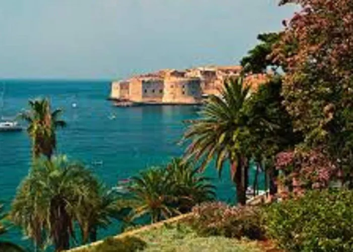 شقة The Big Chill - Three Bedroom With Terrace, Balcony And Jacuzzi *